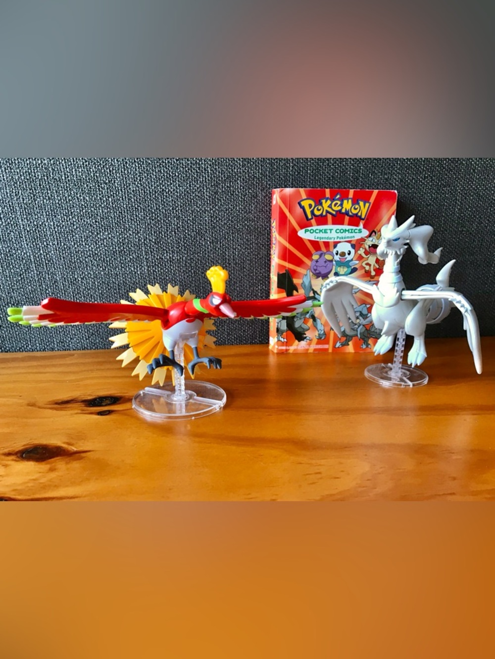 Pokemon Lot Pocket Comics Book Bandai Hobby Lobby Building Model Characters Flaw